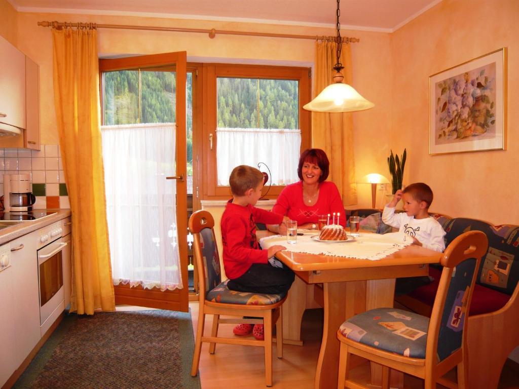 Ferienhaus Ahorn 노이스티프트임스튀바이탈 객실 사진